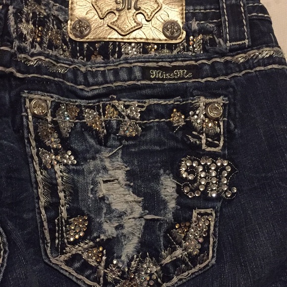 Miss Me Jeans - Picture 2 of 8
